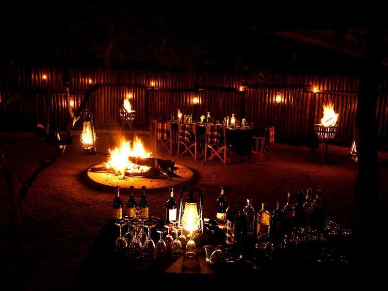 Hotel Kambaku River Sands Hoedspruit Esterno foto